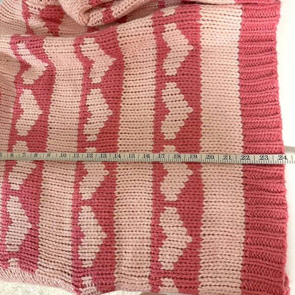 BaeVely Heart Knit Sweater - Picture 10 of 10